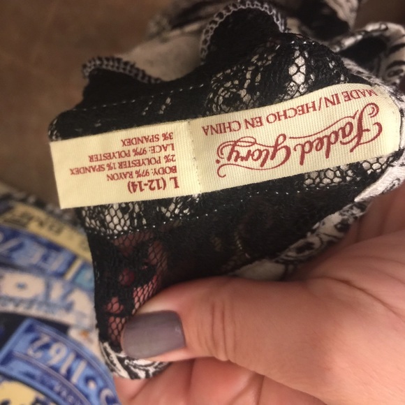 Blouse❤️ - Picture 5 of 6